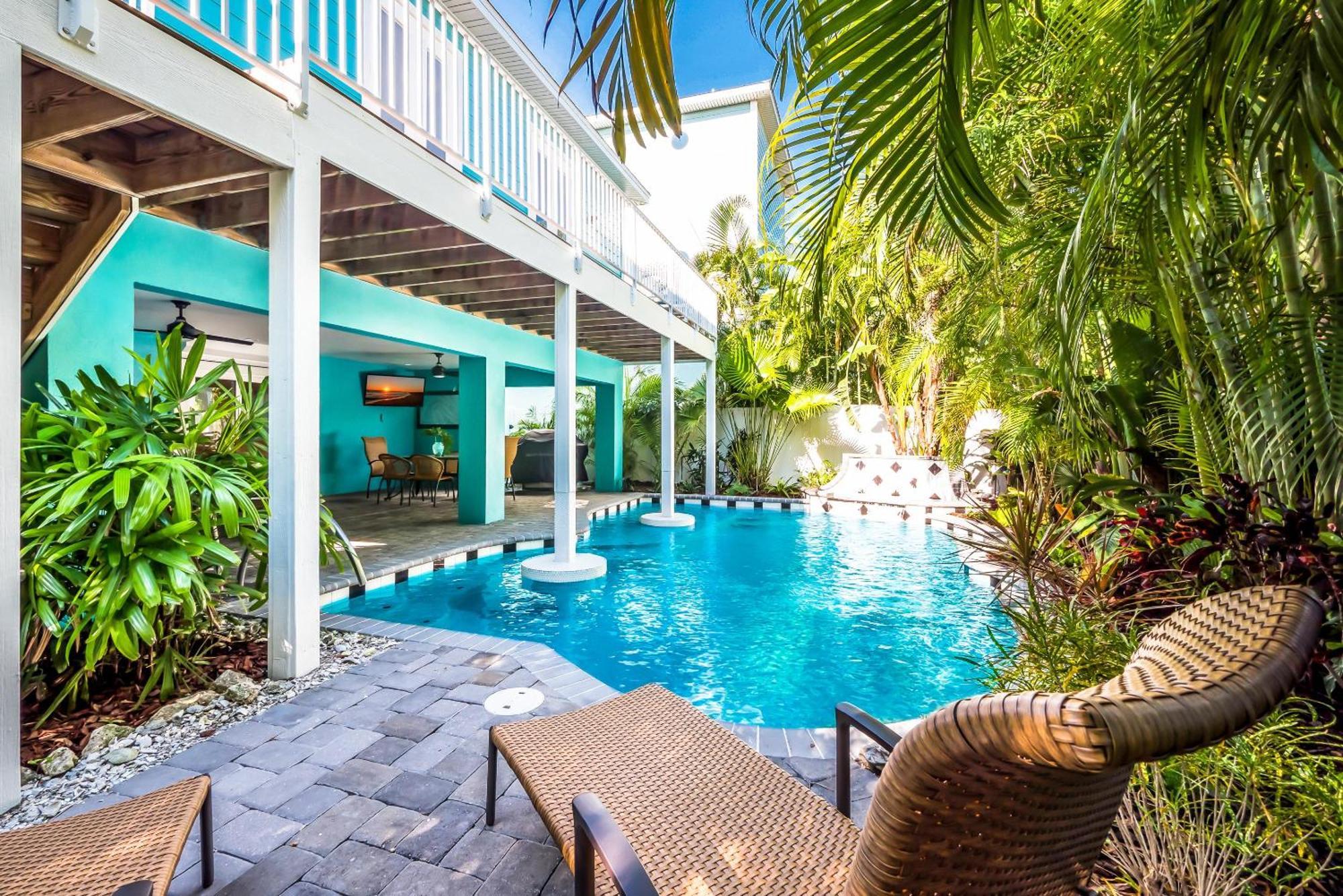 Tipsy Turtle Villa Холмс Бийч Екстериор снимка